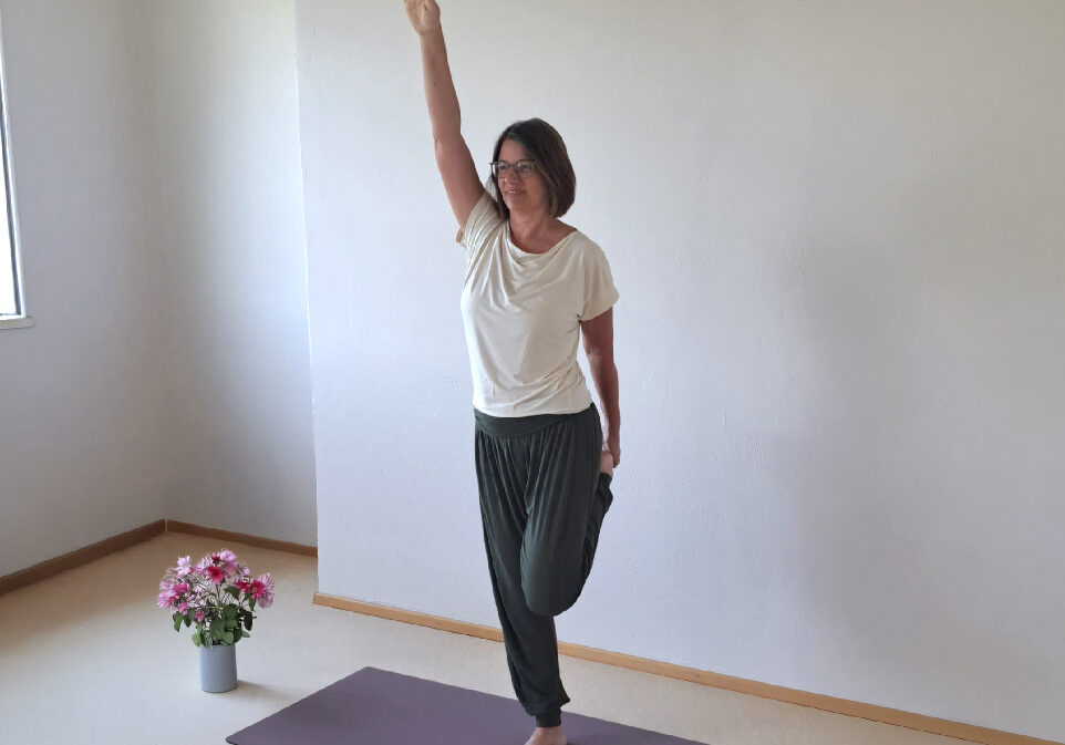 yogaschule-herzogenbuchsee_YogaübungHeld25