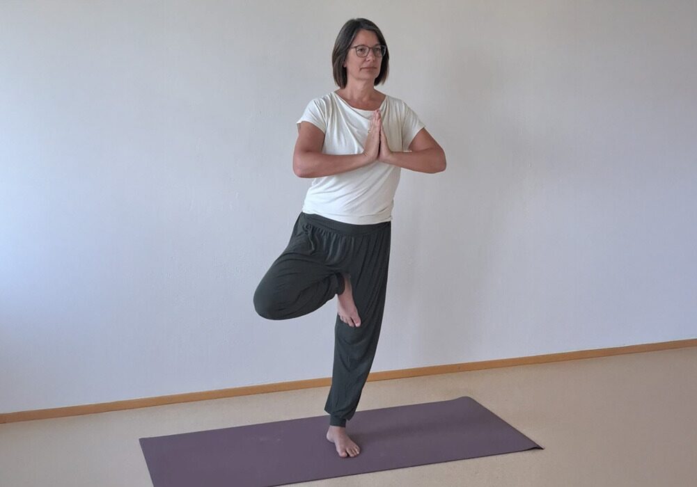 yogaschule-herzogenbuchsee_herbstuebung-hatha