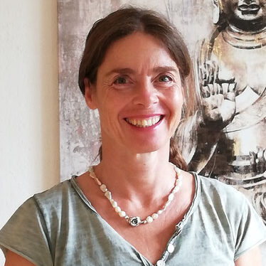 yogaschule-herzogenbuchsee_yoga-kurs-sandra